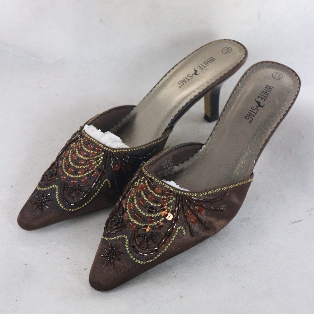 WHITE STAG Sequin Point Toe Mule Heels